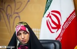 آمنه سادات ذبیح‌پور در کنار دختران بی‌حجاب+عکس