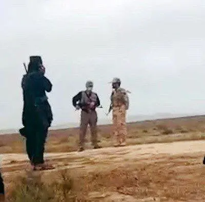 حرکت تانک‌های ارتش ایران در مرز افغانستان