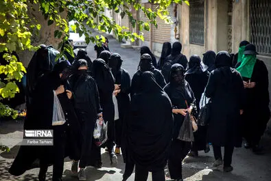 عزاداری بانوانِ نقاب‌زده در «چهل منبر» لرستان