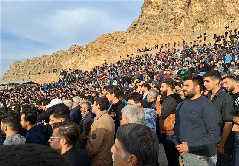  تشییع حسین زرین‌جویی در خرم‌آباد+ فیلم