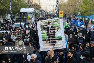 تشییع پیکرهای پاک ۲۰۰ شهید گمنام دفاع مقدس در تهران