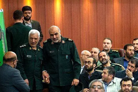 فرمانده ارشد سپاه پس از شایعه بازداشت اش : حقیر مشغول به کارم
