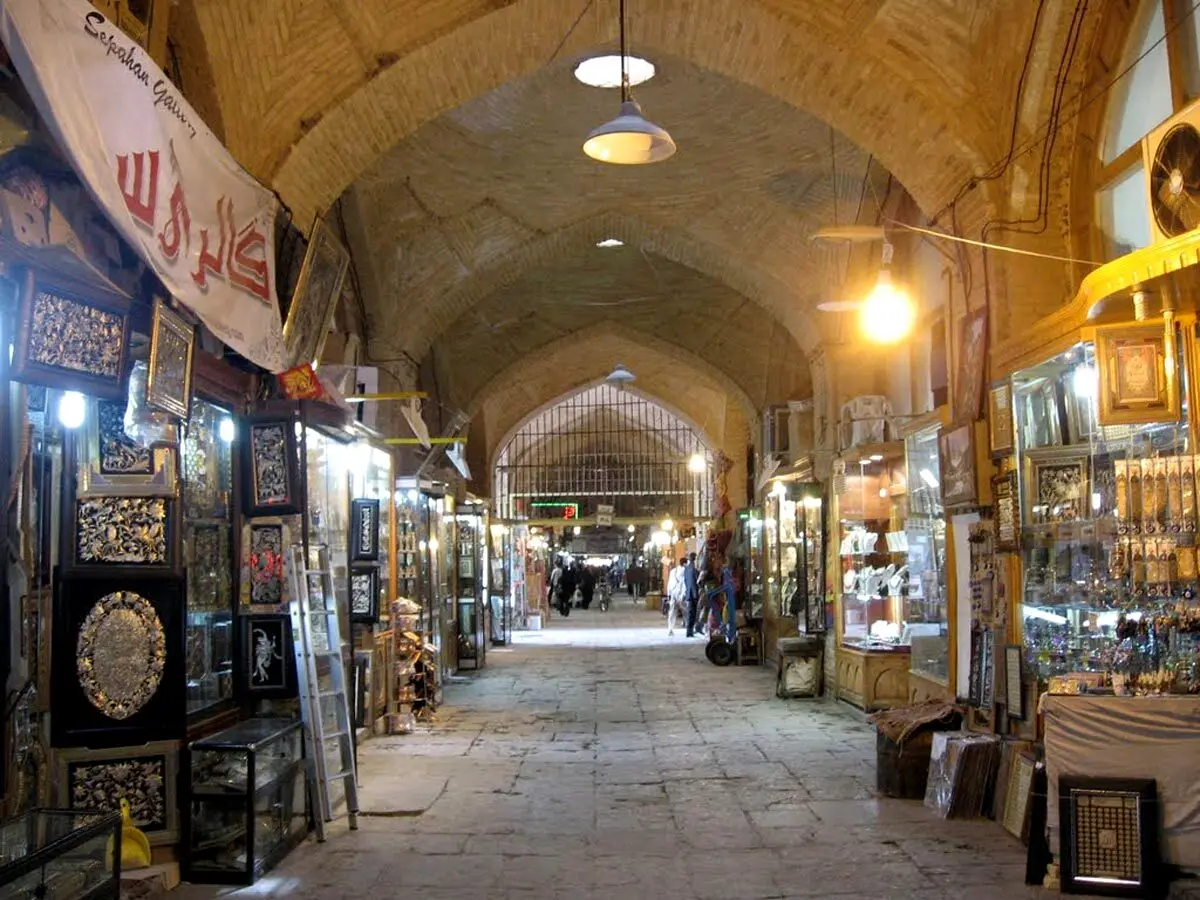 دو فیلم قدیمی‌از بازار اصفهان، ۹۶ سال پیش!/ ببینید