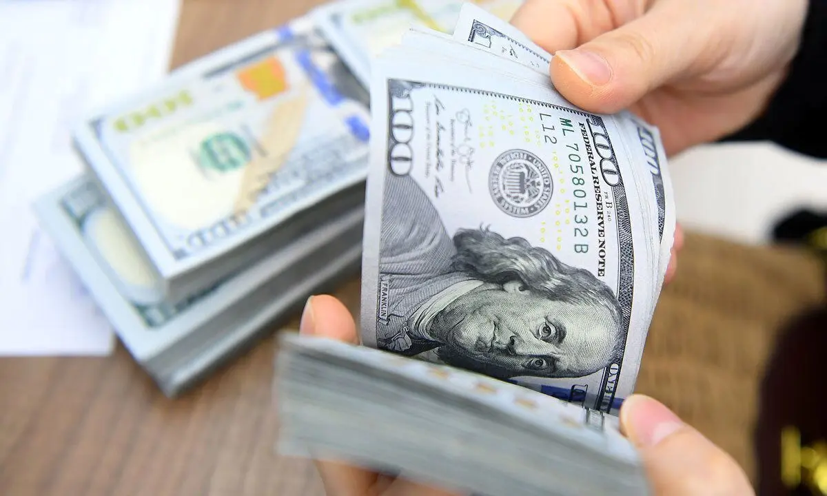 دلار ریخت؛ قیمت دلار امروز در بازار آزاد چهارشنبه ۲۱ خرداد