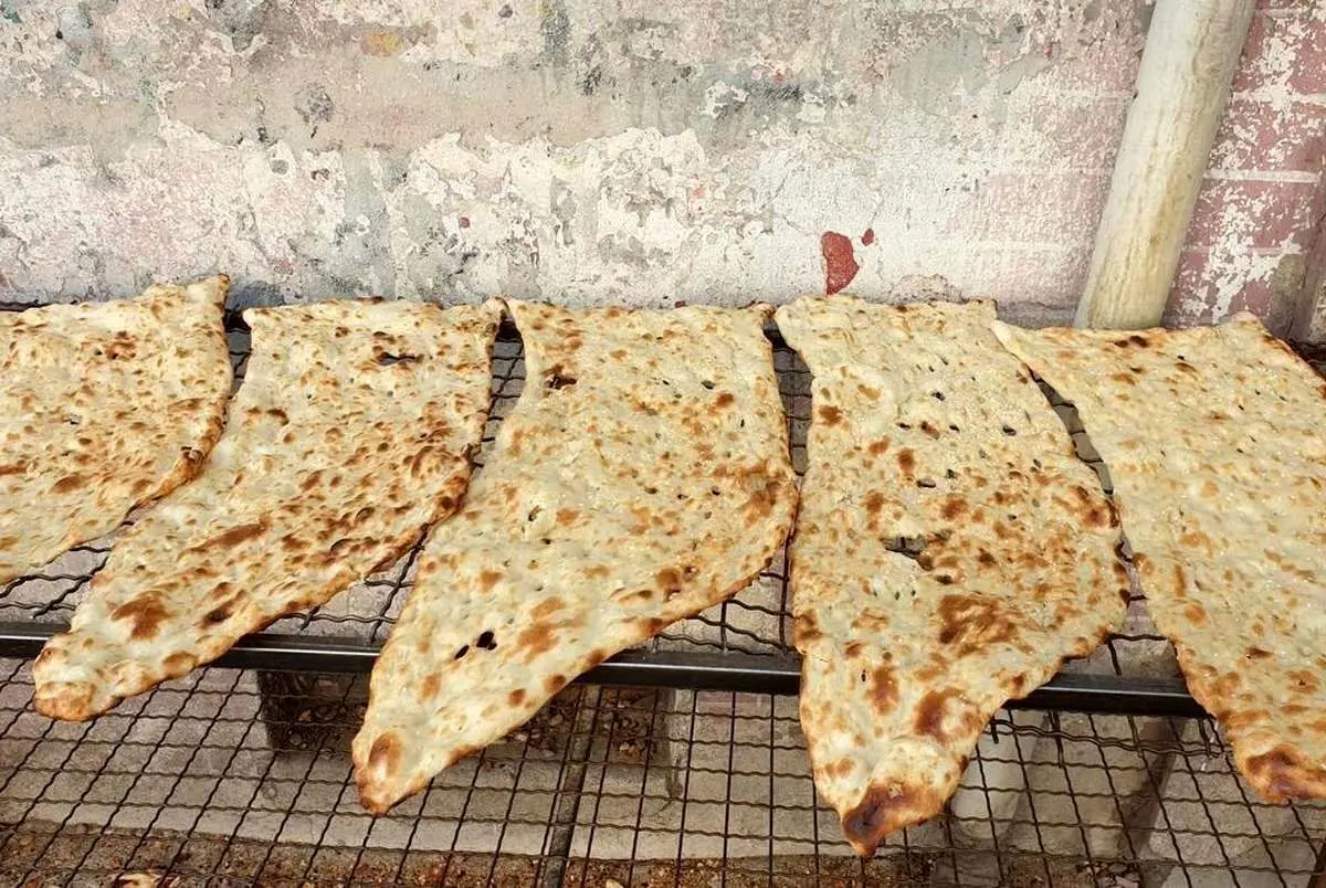 قیمت نان سنگک به ۲۵ هزارتومان رسید

