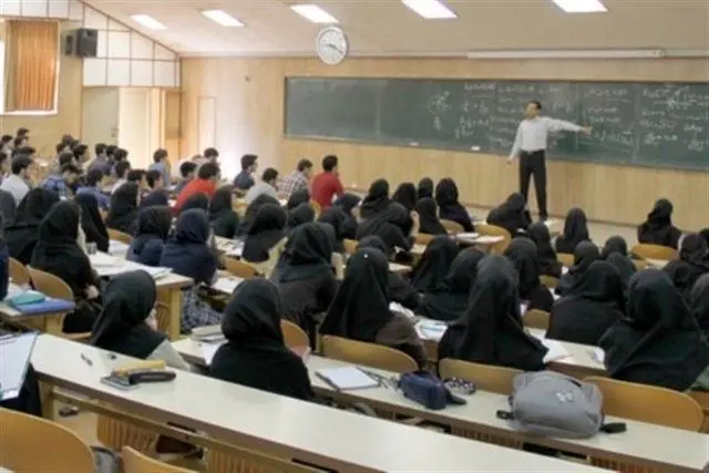 تجمع بازنشستگان فرهنگی در اعتراض به اجرای همسان سازی حقوق ها