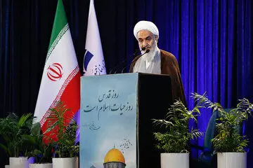 تهدید الهام علی اف توسط امام جمعه قزوین


