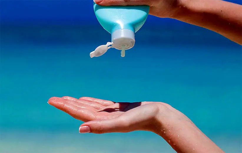 لزوم استفاده از کرم ضدآفتاب در برابر اشعه خورشید