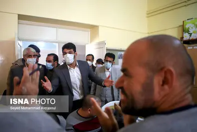 حسن یزدانی در آسایشگاه معلولین ذهنی شهید بهشتی مشهد