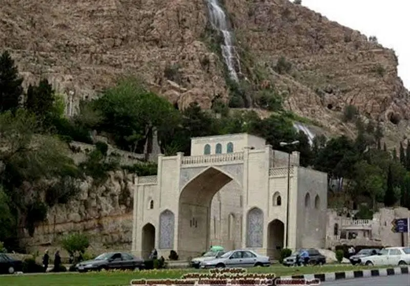 ورودی دروازه قرآن شیراز مسدود شد + جزئیات
