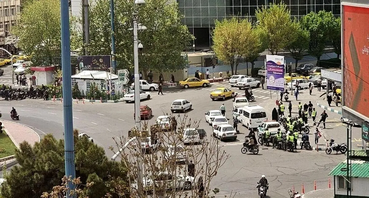 چه شد که ون‌ها برگشتند؟
