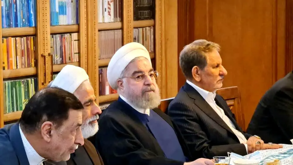 حسن روحانی در یکسال گذشته کجا بود و چه کرد؟