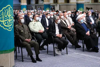 چهره های مشهور سیاسی در بیت رهبری