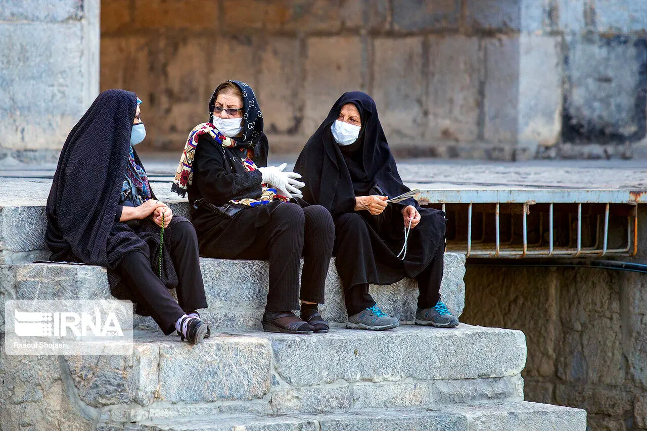 خبر بد برای زنان شاغل/ بازنشستگی پیش از موعد زنان حذف شد