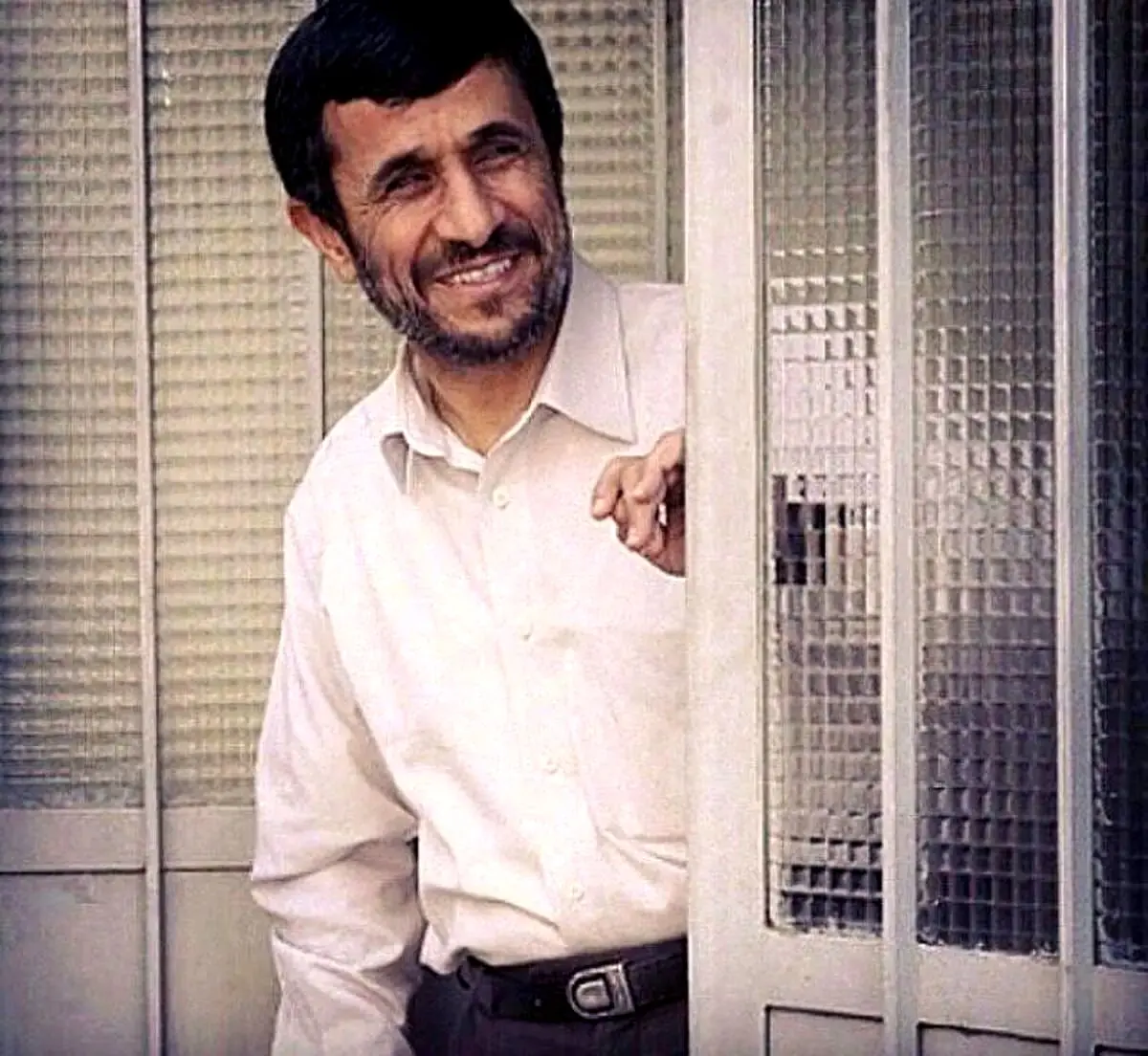 ماجرای احضار  محمود احمدی‌نژاد به دادگاه چیست

