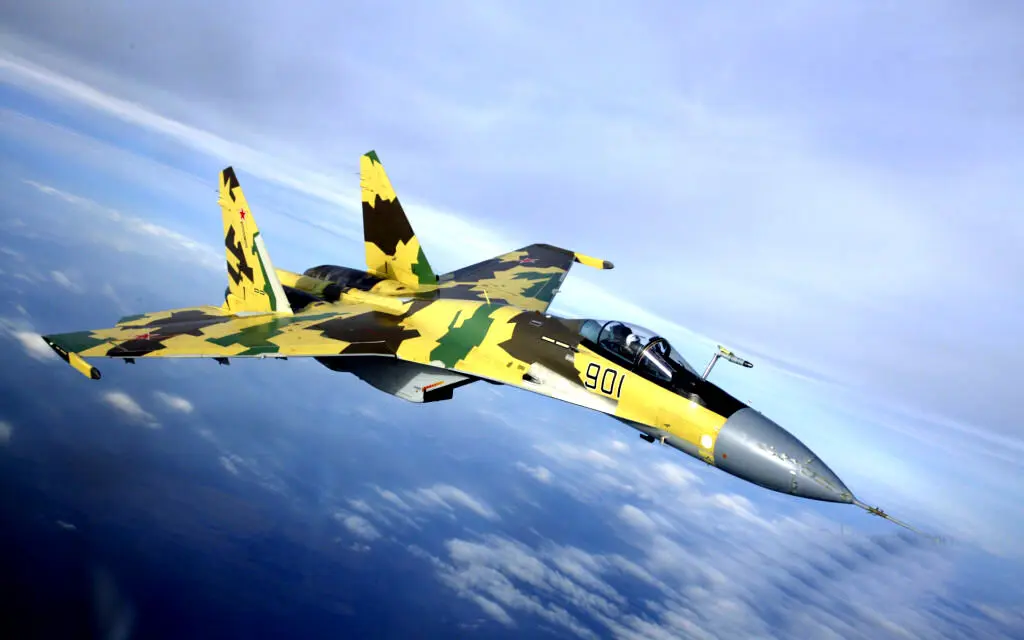 آشیانه‌های ایران چشم‌انتظار جنگنده‌های سوخو ۳۵ روسی / همه چیز درباره Su-35 و یاک 130