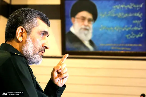 سردار سپاه پایگاه‌های آمریکا را به حمله تهدید کرد

