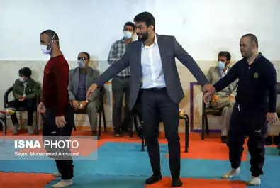 حسن یزدانی در آسایشگاه معلولین ذهنی شهید بهشتی مشهد