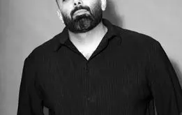 گذرِ مسعود صادقلو هم به مرکز ناخن آقایان افتاد!