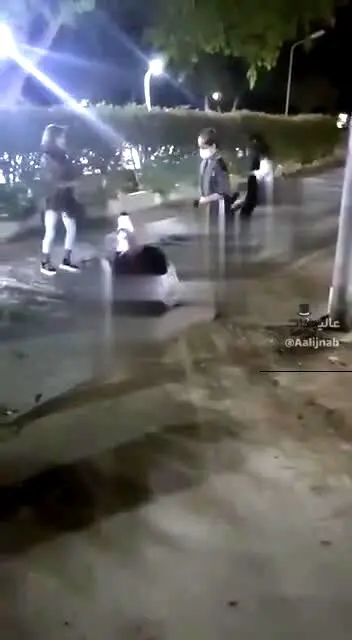 تصاویرِ هولناک از قمه‌کشیِ دختران نوجوان در پارک