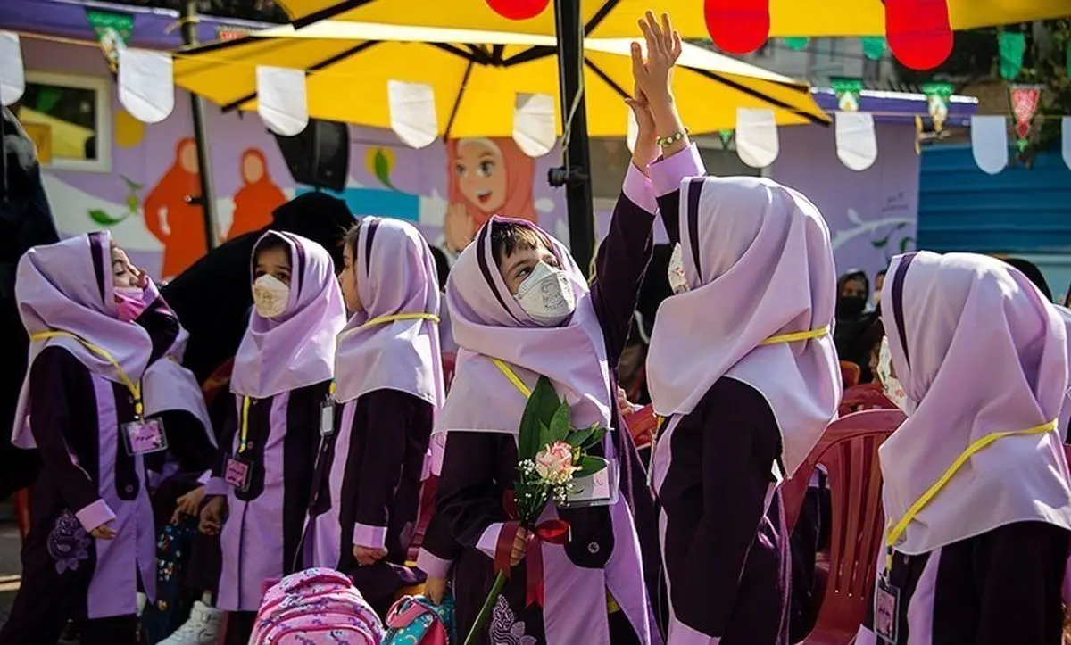 طرح جدید و خبرساز دولت برای دختران در مدارس



