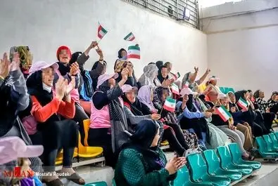 یک روز در زندان زنان 