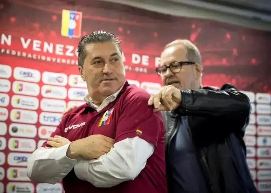 سرمربی پرسپولیس مشخص شد