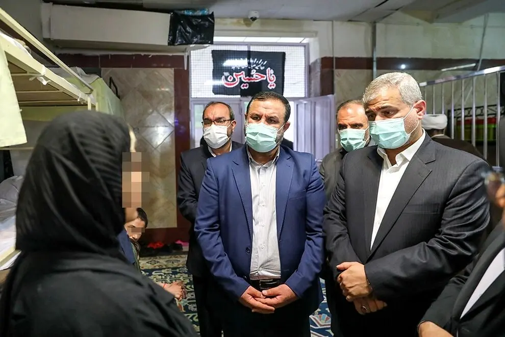 زنان بازداشت شده اعتراضات در ندامتگاه زنان تهران / تصاویر