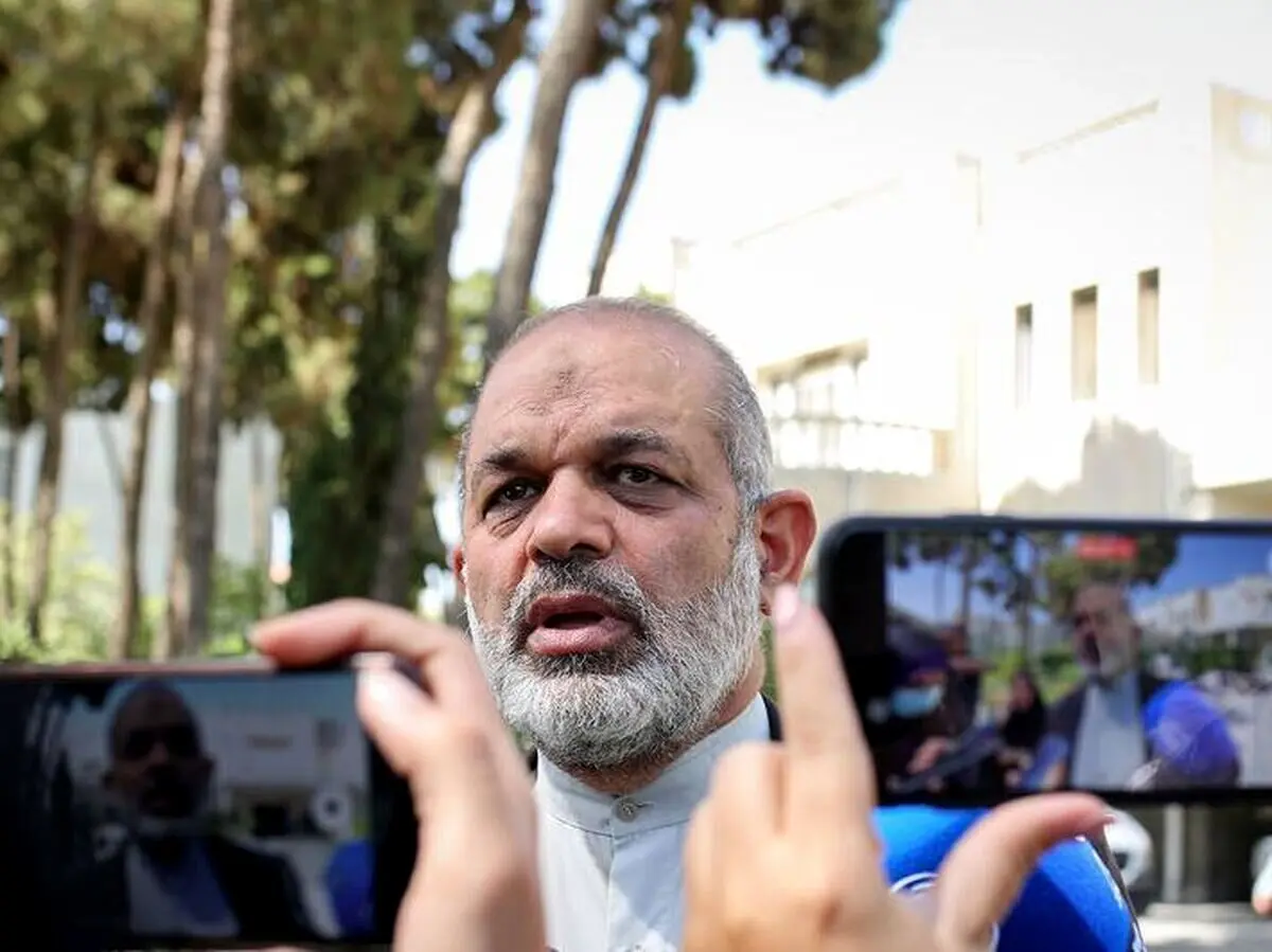 خبر مهم وزیر کشور برای اشخاص فاقد شناسنامه

