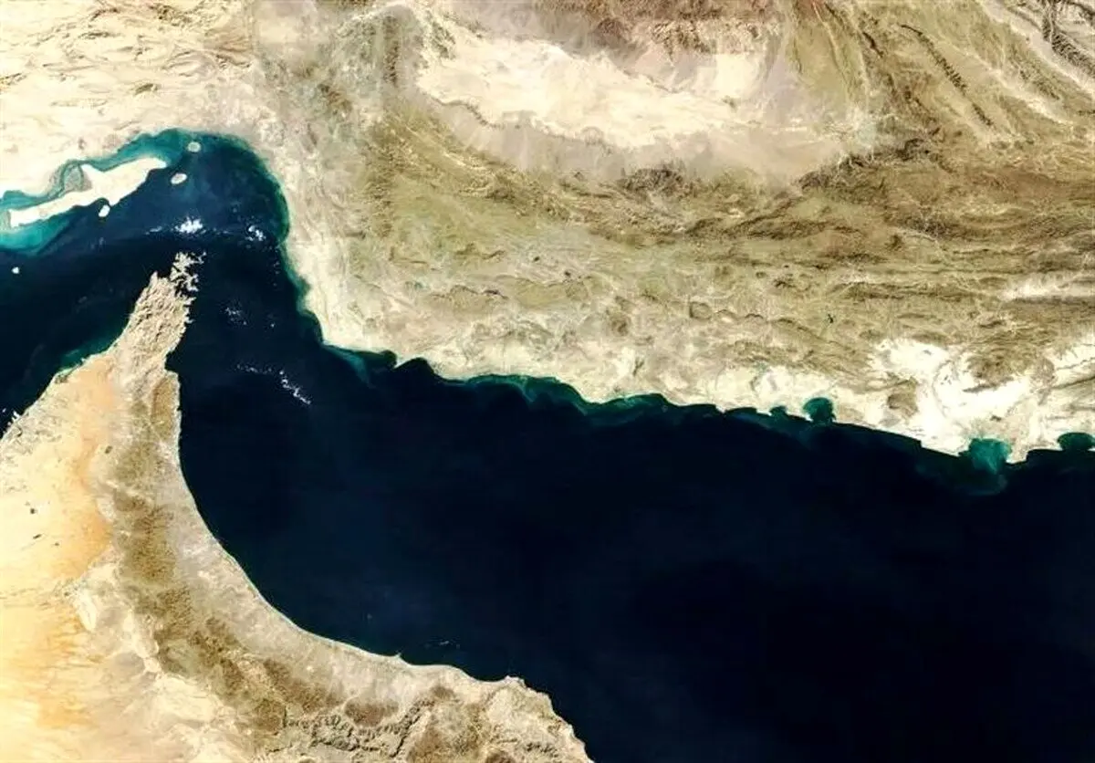 تنگه هرمز بسته شد
