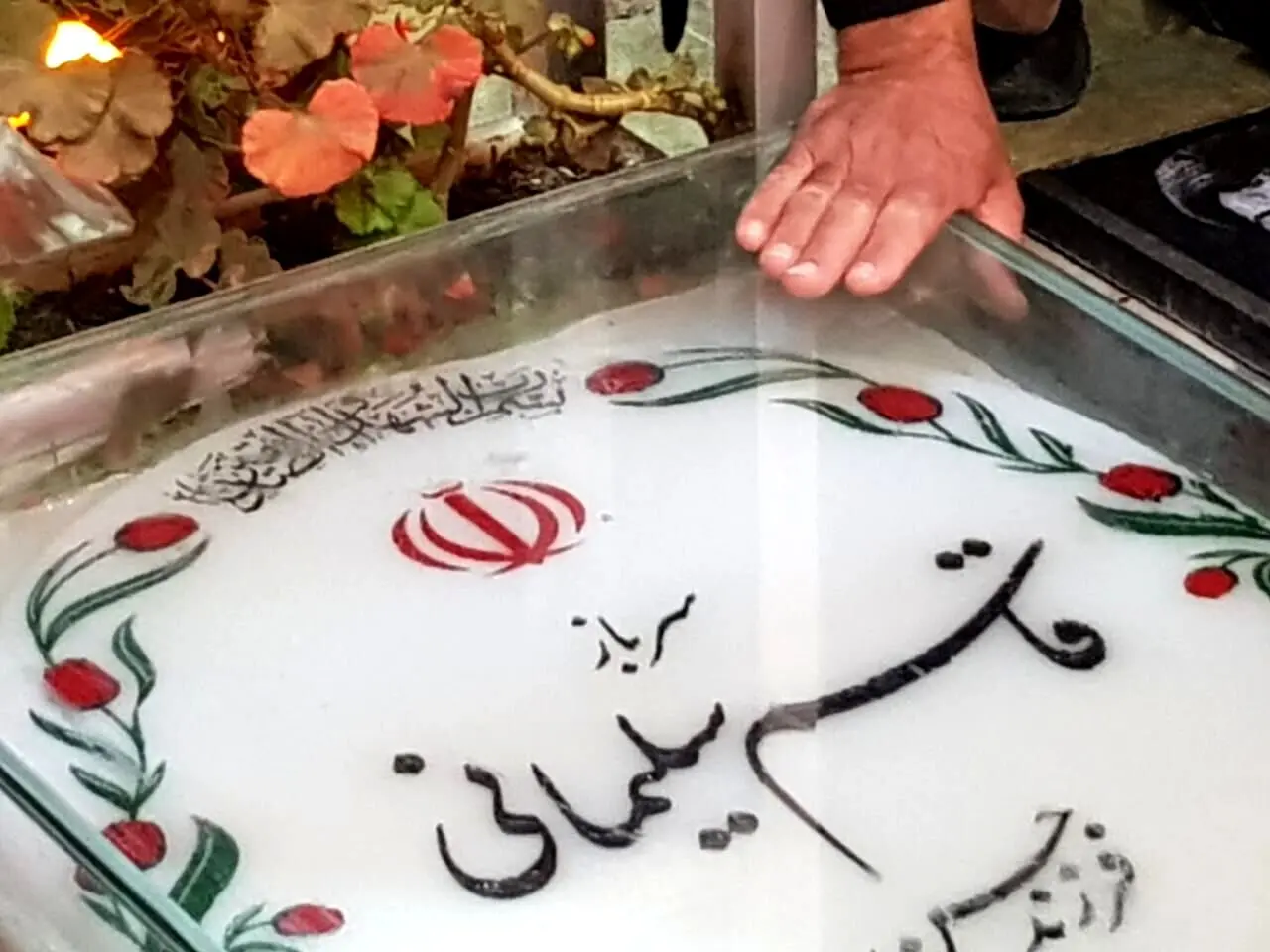 نقشه  انفجار تروریستی در مزار سردار سلیمانی / وزارت اطلاعات خبر داد
