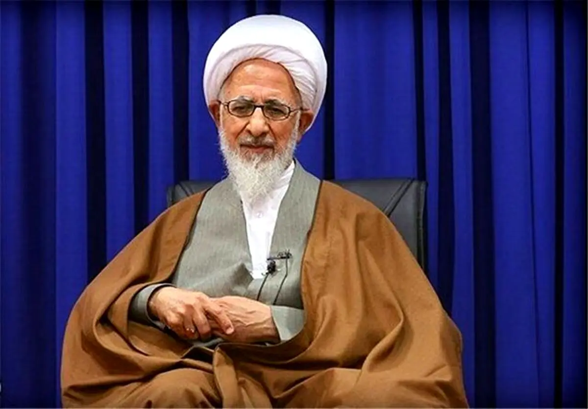 واکنش آیت‌الله جوادی آملی به اقدام شارلی ابدو: نمی‌توان قبیح را با قبیح پاسخ داد/ 