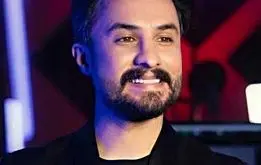 کنسرت راغب در خیابانهای اصفهان با آهنگ معین +فیلم