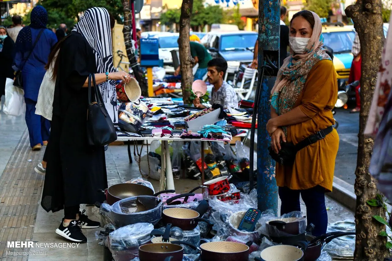 استخدام دستفروش با حقوق میلیونی!  / مافیای دستفروشان شناسایی شد 