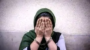 گرفتن عکس مستهجن از بیماران توسط خانم دکتر در تهران/ بعد از بیهوشی لباس هایشان را در می آوردم و ...
