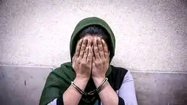 گرفتن عکس مستهجن از بیماران توسط خانم دکتر در تهران/ بعد از بیهوشی لباس هایشان را در می آوردم و ...
